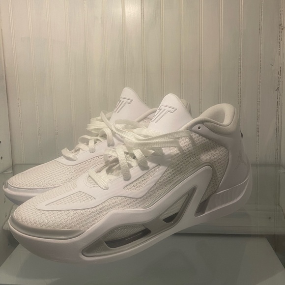 Jordan Tatum 1 TB (New) - Picture 5 of 6